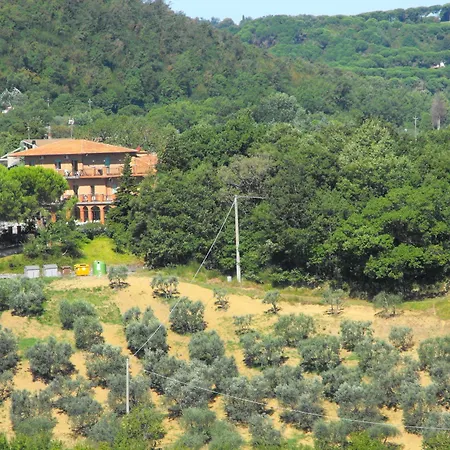 La Siesta Hotel